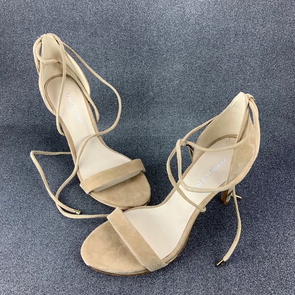 KENNETH COLE NEW YORK Berry Wraparound Sandal - Picture 5 of 7